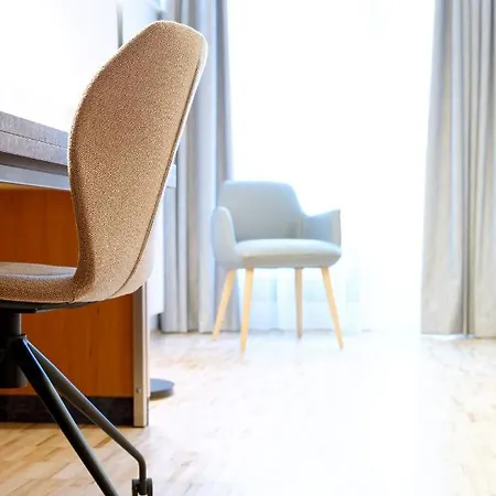 Hotell Am Kloster 4*