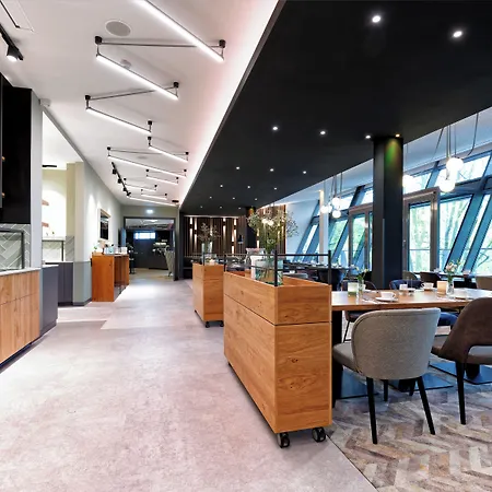 Hotel Am Kloster 4*